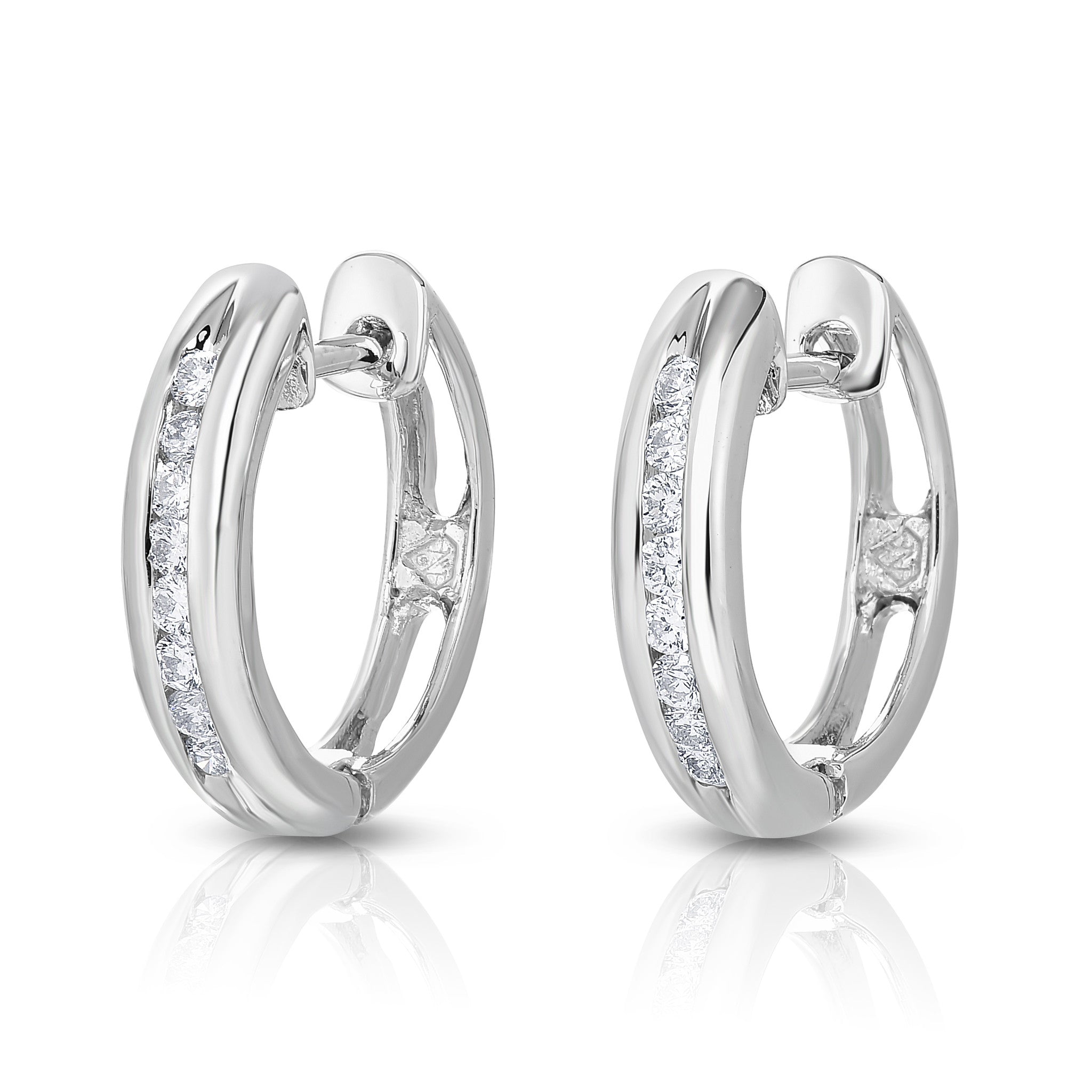 0.24Ct Diamond Hoop Earrings in 14K Gold