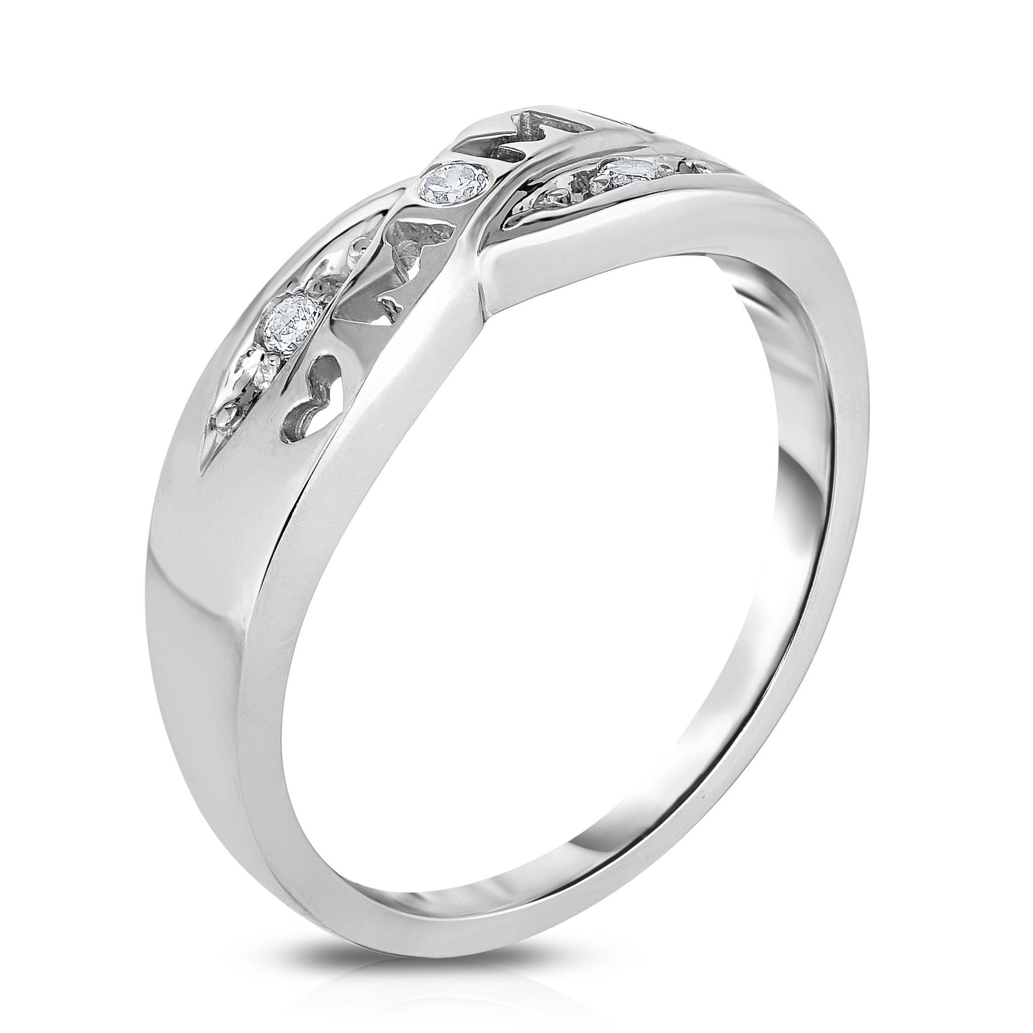 0.06Ct Diamond "Mom" Heart Ring in 14K Gold