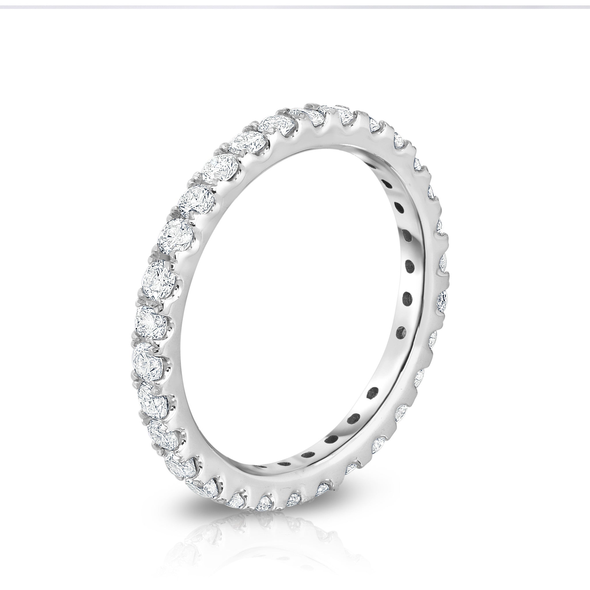 0.80-1.00Ct Diamond Eternity Ring in 14K White Gold