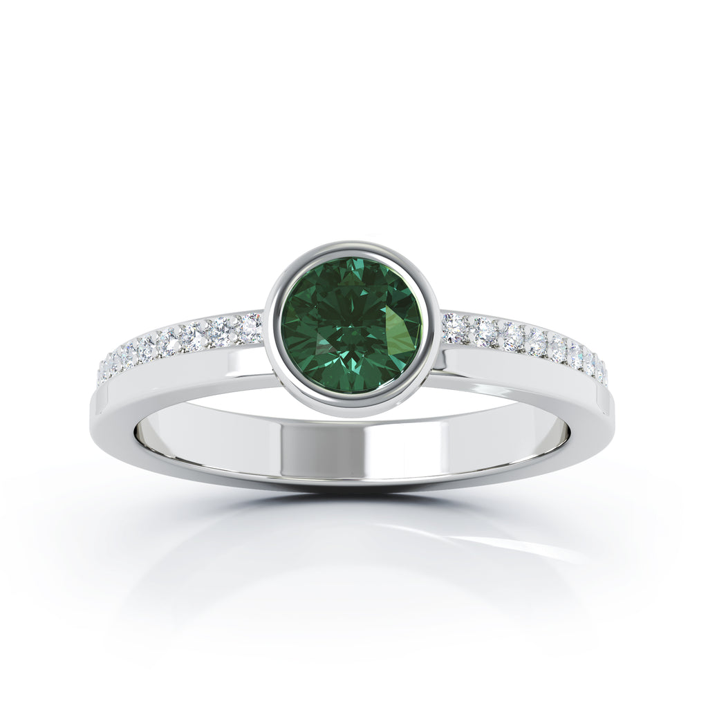 14K Gold Bezel 5MM Green Tourmaline & Diamond Ring (0.15 Ct, G-H, SI2-I1)
